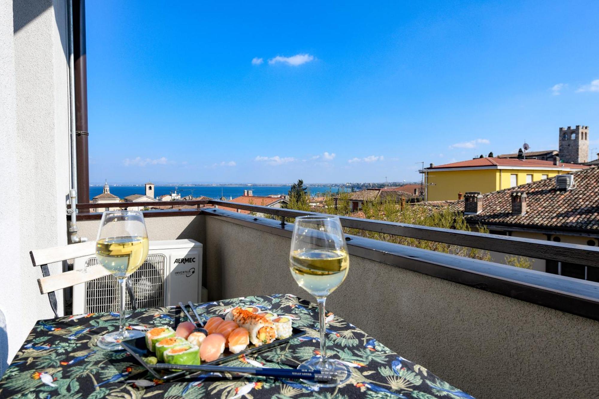 Desenzanoloft Official Partner Marriott Homes & Villas - Jack'S Penthouse ديسينسانو ديل غاردا المظهر الخارجي الصورة